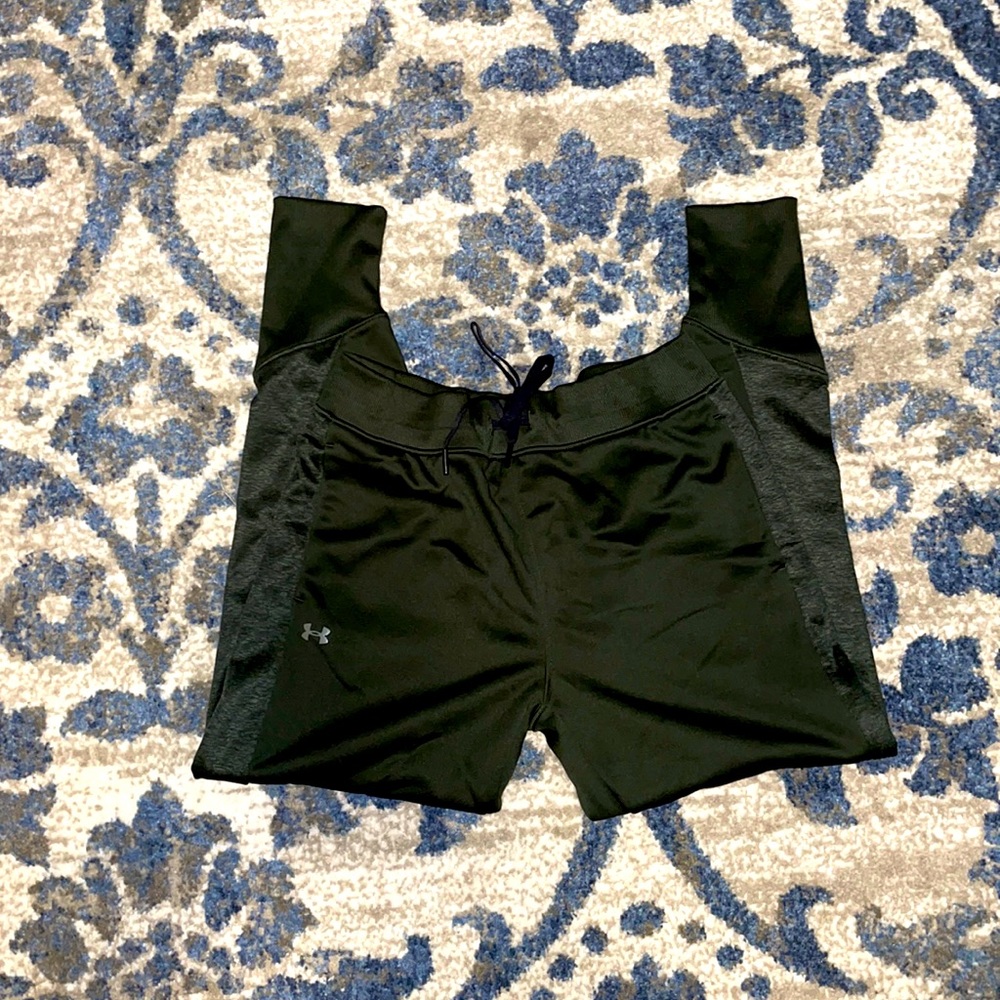 NWOT UnderArmour Joggers